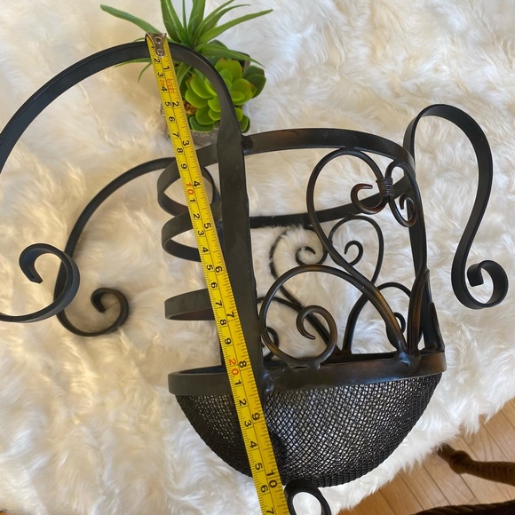 Hanging planter - Picture 6 of 6